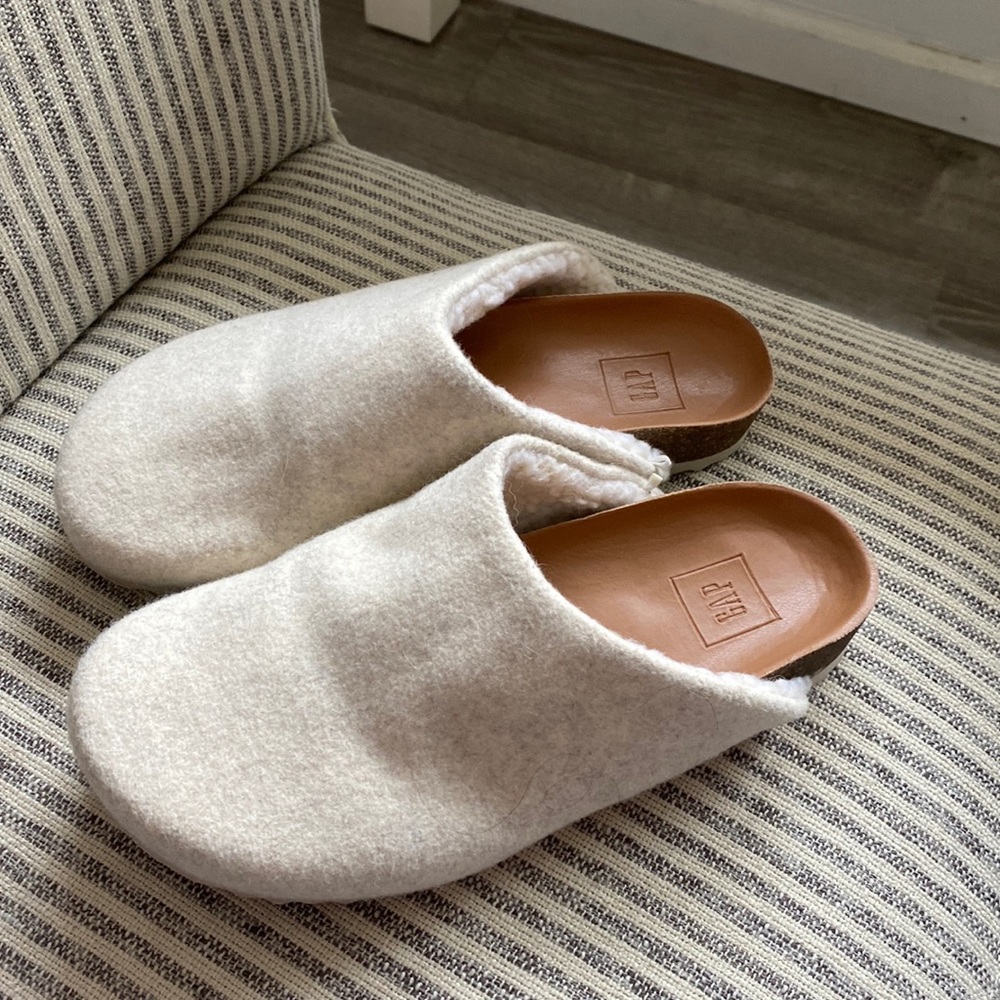 Gap slip on’s